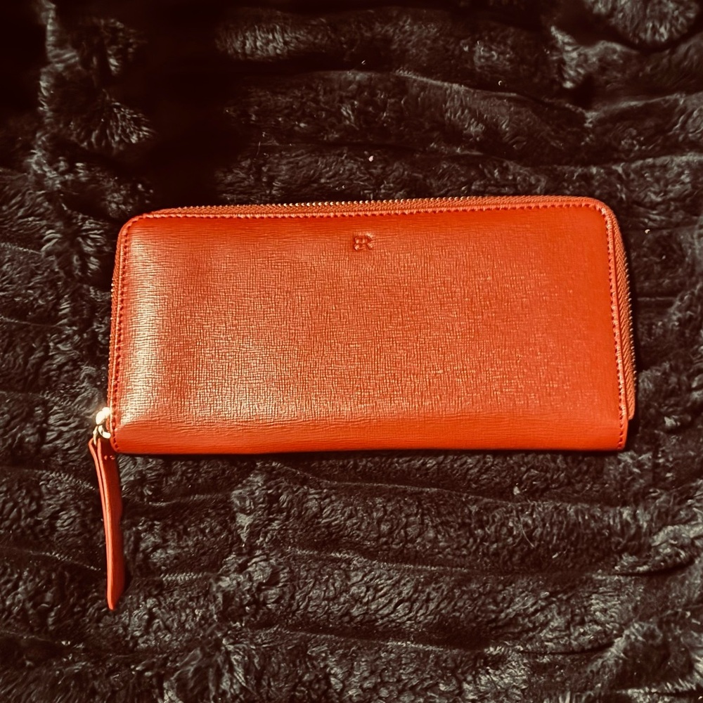New Banana Republic Red Wallet